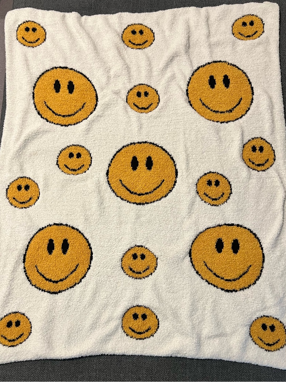 ComfyLuxe children’s smile blanket